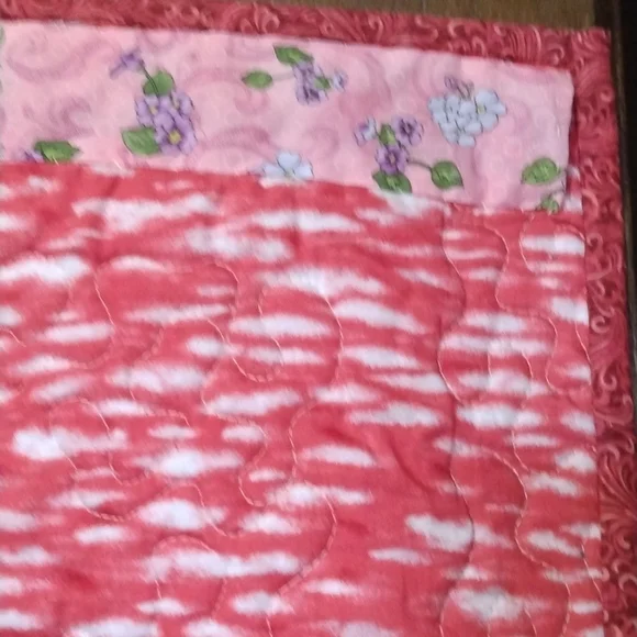 Handmade Quilted Wall hanging - Picture 5 of 6